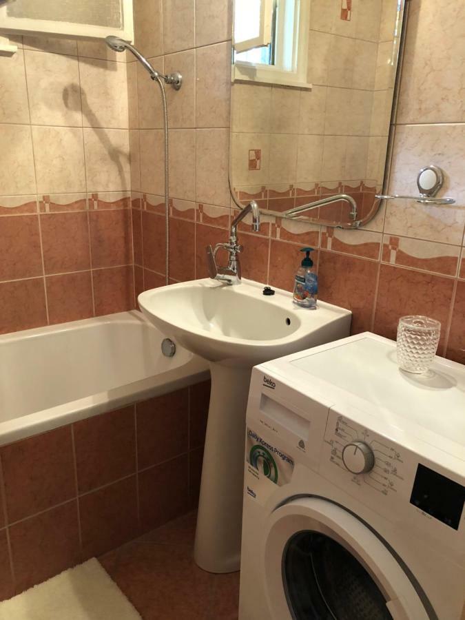 Veranda Apartman Nyíregyháza Eksteriør bilde